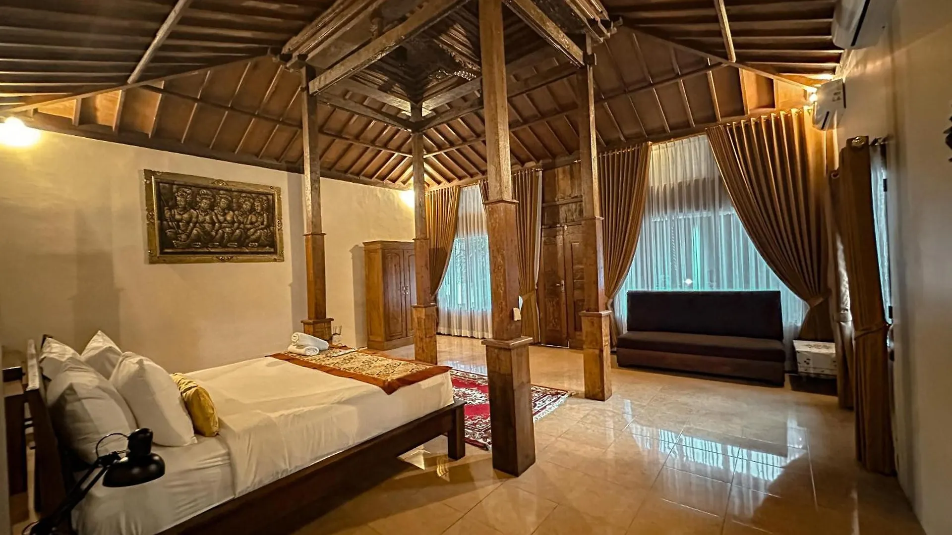 Kampoeng Joglo Abangan Ubud Inn