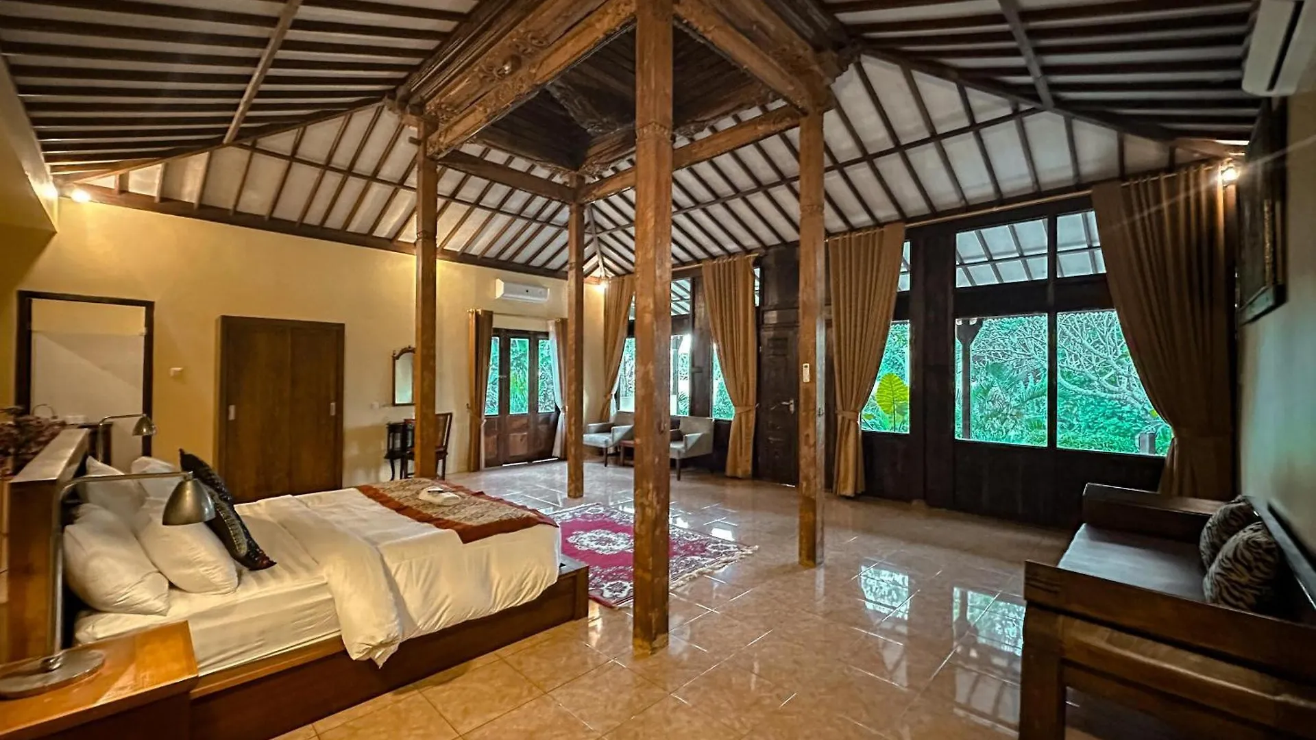 Kampoeng Joglo Abangan Ubud Fogadó