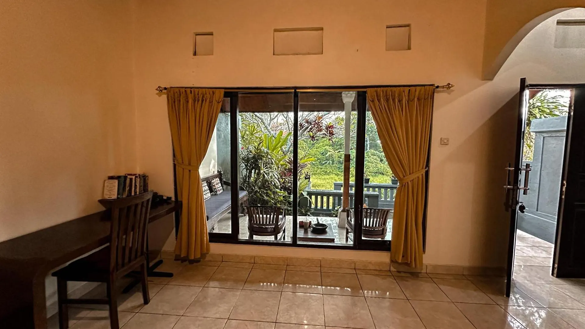 *** Inn Kampoeng Joglo Abangan Ubud Indonesia